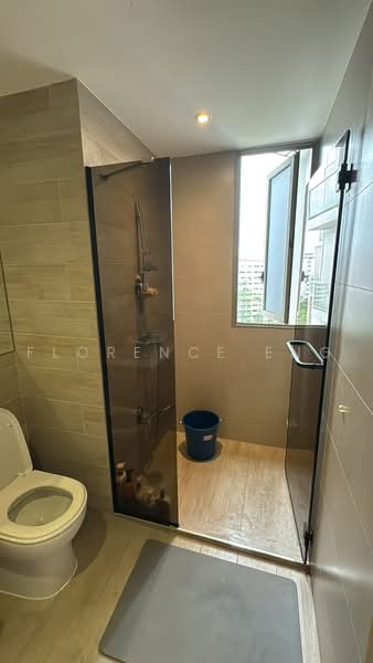 Sea Horizon, 1 Pasir Ris Rise, 3 Bedrooms, 1,076 sqft, Executive Condominium For Sale, by Florence Eng, 500218341 - Bathroom - PropertyGuru.com.sg