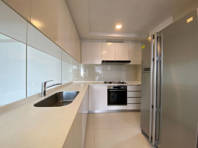The Lakefront Residences, 42 Lakeside Drive, 4 Bedrooms, 2,422 sqft, Condominium For Sale, by Elyse Deng, 500218342 - Kitchen - PropertyGuru.com.sg