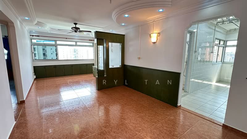 484A Choa Chu Kang Avenue 5, 484A Choa Chu Kang Avenue 5, 3 Bedrooms, 990 sqft, HDB Flat For Sale, by Cheryl Tan, 500218349 - Living Room - PropertyGuru.com.sg