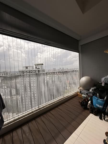 Trevista, 21 Lorong 3 Toa Payoh, 2 Bedrooms, 893 sqft, Condominium For Sale, by Raynard Lim, 500218350 - Balcony - PropertyGuru.com.sg