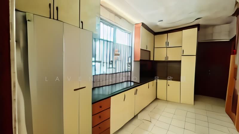 Kembangan mrt freehold 3 storeys move in condition, Lor G Telok Kurau, 7 Bedrooms, 3,477 sqft, Semi-Detached House For Sale, by Laven Loo 吕欣颐, 500218366 - PropertyGuru.com.sg