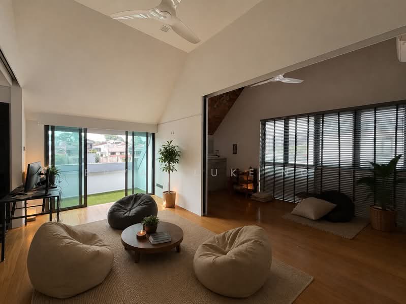 CHEAP AND RARE DETACHED HOME IN D28, SELETAR HILLS ESTATE, 7 Bedrooms, 4,422 sqft, Detached House For Sale, by Bryan Luke Ng, 500218373 - Attic - PropertyGuru.com.sg