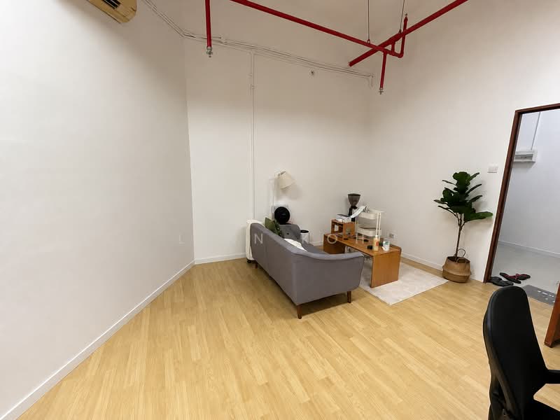 Ubi Centre, 57 Ubi Avenue 1, 460 sqft, Light Industrial (B1) For Rent, by Lynn Koh, 500218392 - Reception Area - CommercialGuru.com.sg