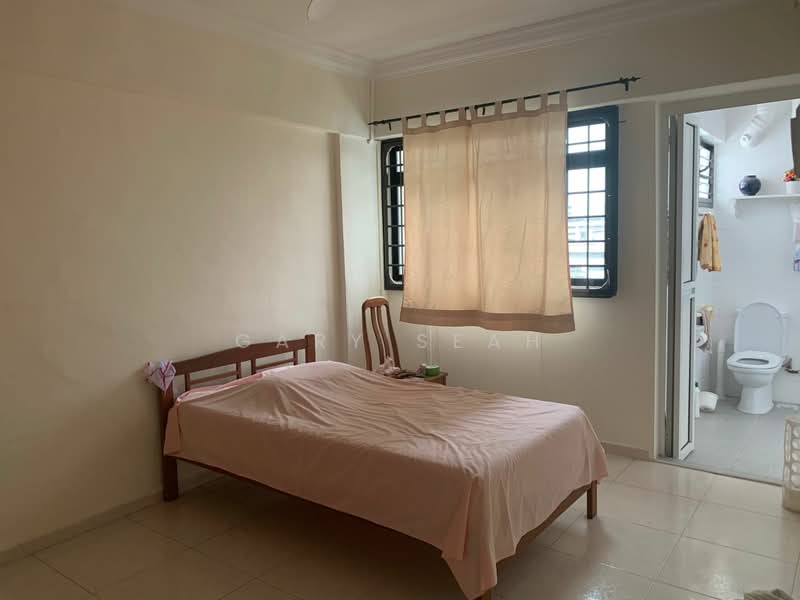 516 Jurong West Street 52, 516 Jurong West Street 52, 2 Bedrooms, 796 sqft, HDB Flat For Sale, by Gary Seah, 500218407 - Bedroom - PropertyGuru.com.sg