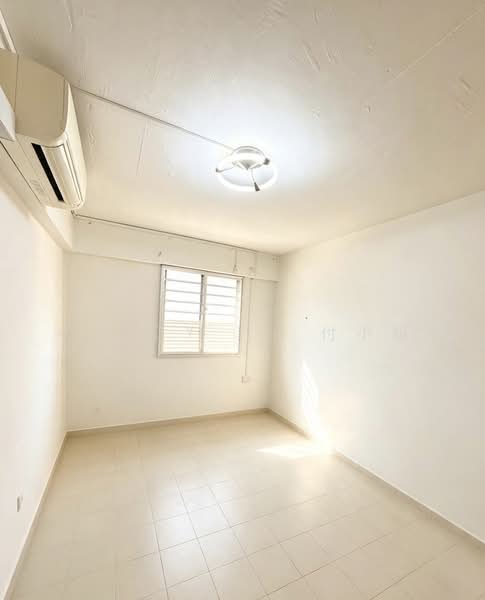 145 Yishun Street 11, 145 Yishun Street 11, 2 Bedrooms, 721 sqft, HDB Flat For Sale, by Cindy Fu 付小姐, 500218410 - Interior - PropertyGuru.com.sg