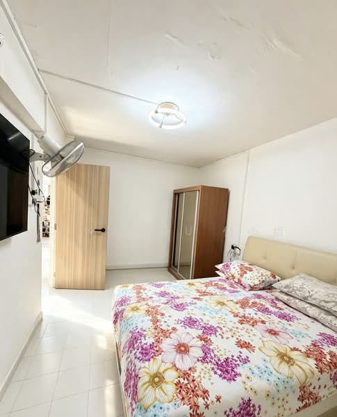 145 Yishun Street 11, 145 Yishun Street 11, 2 Bedrooms, 721 sqft, HDB Flat For Sale, by Cindy Fu 付小姐, 500218410 - Bedroom - PropertyGuru.com.sg