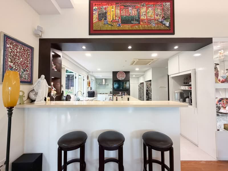 Serangoon Gardens, , 5 Bedrooms, 5,200 sqft, Semi-Detached House For Sale, by Crystal Oh, 500218416 - Kitchen - PropertyGuru.com.sg