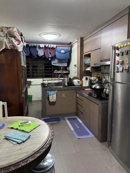 114 Jurong East Street 13, 114 Jurong East Street 13, Room Rental, 200 sqft, HDB Flat For Rent, by Angela Khoo, 500218424 - Kitchen - PropertyGuru.com.sg