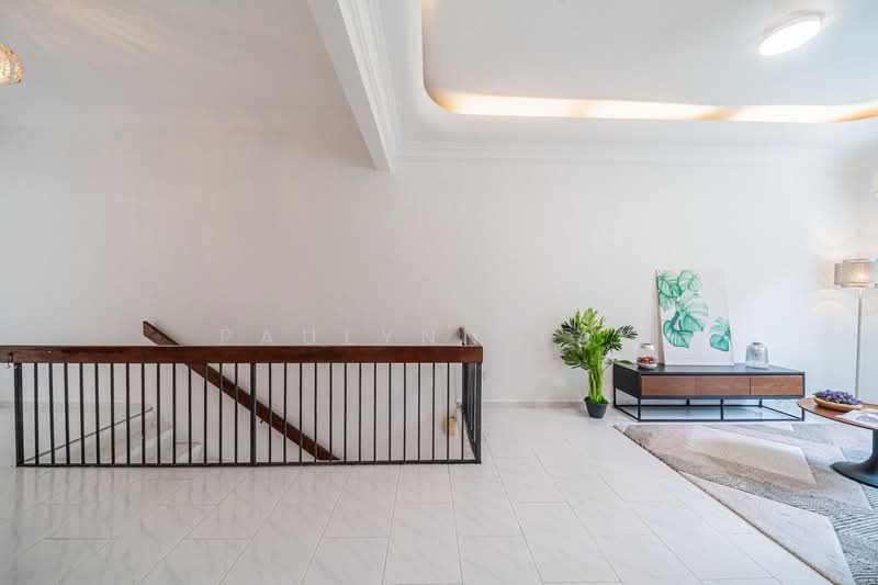 Teacher's Housing Estate, Iqbal Avenue, 3 Bedrooms, 1,195 sqft, Walk-up Apartment For Sale, by Paulynn Tay, 500218435 - Interior - PropertyGuru.com.sg