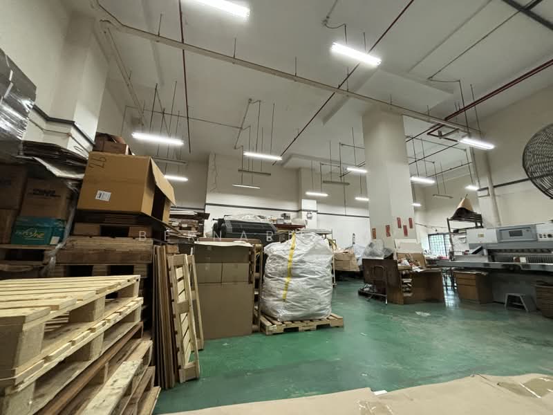 Ubi Centre, 57 Ubi Avenue 1, Eunos / Geylang / Paya Lebar, 2,884 sqft, Light Industrial (B1) For Sale, by Bernard Tay, 500218441 - Interior - CommercialGuru.com.sg