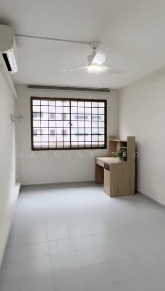 489A Tampines Street 45, 489A Tampines Street 45, Room Rental, 200 sqft, HDB Flat For Rent, by Jasmine Teo, 500218442 - Bedroom - PropertyGuru.com.sg