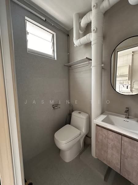489A Tampines Street 45, 489A Tampines Street 45, Room Rental, 200 sqft, HDB Flat For Rent, by Jasmine Teo, 500218442 - Bathroom - PropertyGuru.com.sg