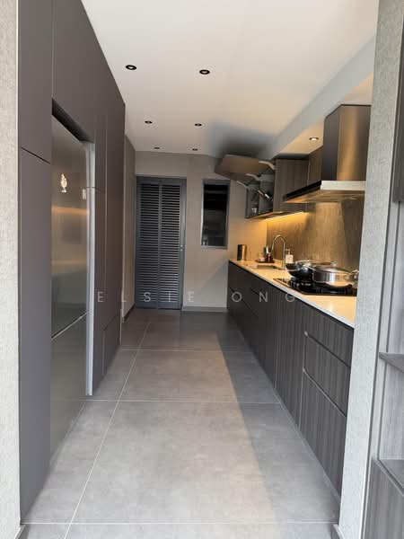 Fulton Hill, Fulton Road, 4 Bedrooms, 2,223 sqft, Corner Terrace For Sale, by Elsie Ong, 500218443 - Kitchen - PropertyGuru.com.sg