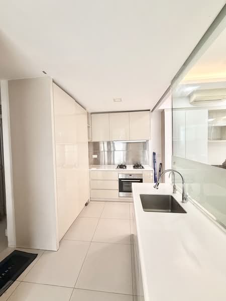 Sennett Residence, 31 Pheng Geck Avenue, 4 Bedrooms, 1,346 sqft, Condominium For Rent, by Xu Weiru, 500218456 - Kitchen - PropertyGuru.com.sg