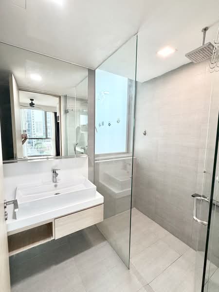 Sennett Residence, 31 Pheng Geck Avenue, 4 Bedrooms, 1,346 sqft, Condominium For Rent, by Xu Weiru, 500218456 - Bathroom - PropertyGuru.com.sg