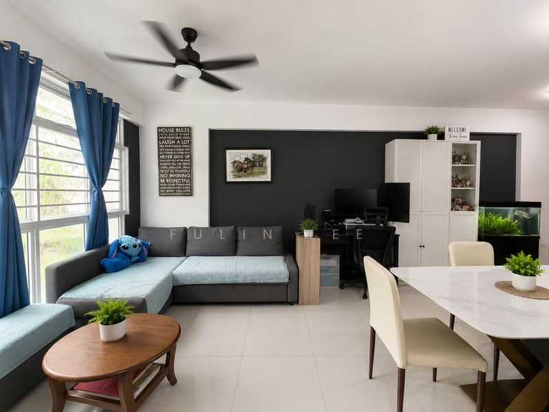 281A Sengkang East Avenue, 281A Sengkang East Avenue, 2 Bedrooms, 721 sqft, HDB Flat For Sale, by Fulin Lee, 500218460 - Living Room - PropertyGuru.com.sg