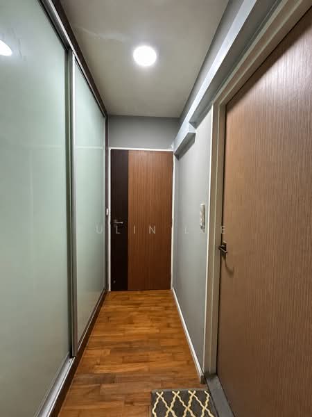 281A Sengkang East Avenue, 281A Sengkang East Avenue, 2 Bedrooms, 721 sqft, HDB Flat For Sale, by Fulin Lee, 500218460 - Corridor - PropertyGuru.com.sg