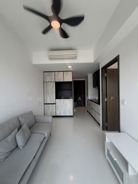 The Rise @ Oxley - Residences, 71 Oxley Rise, 1 Bedroom, 463 sqft, Apartment For Sale, by Evelyn Chen, 500218462 - Living Room - PropertyGuru.com.sg