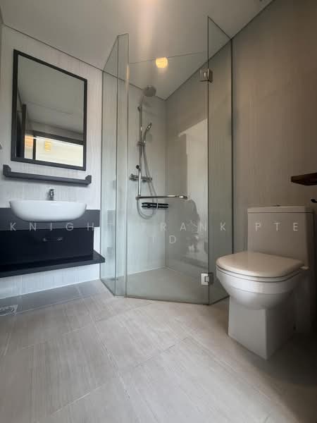 The Rise @ Oxley - Residences, 71 Oxley Rise, 1 Bedroom, 463 sqft, Apartment For Sale, by Evelyn Chen, 500218462 - Bathroom - PropertyGuru.com.sg