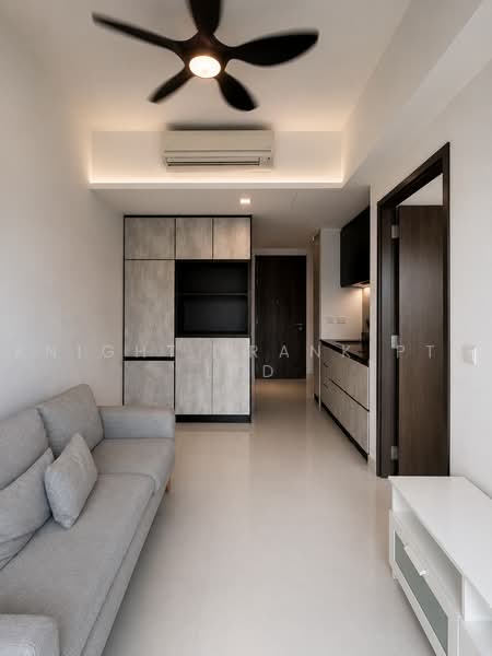 The Rise @ Oxley - Residences, 71 Oxley Rise, 1 Bedroom, 463 sqft, Apartment For Sale, by Evelyn Chen, 500218462 - Living Room - PropertyGuru.com.sg