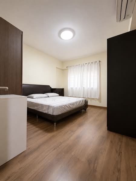 652C Jurong West Street 61, 652C Jurong West Street 61, 3 Bedrooms, 1,184 sqft, HDB Flat For Sale, by Dan Soon, 500218463 - Master Bedroom - PropertyGuru.com.sg