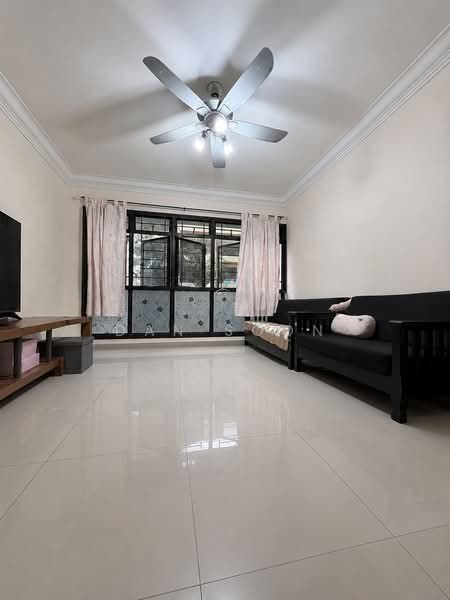 652C Jurong West Street 61, 652C Jurong West Street 61, 3 Bedrooms, 1,184 sqft, HDB Flat For Sale, by Dan Soon, 500218463 - Living Room - PropertyGuru.com.sg