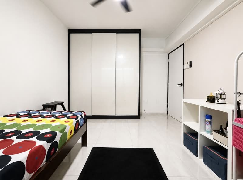 162 Bukit Batok Street 11, 162 Bukit Batok Street 11, 2 Bedrooms, 797 sqft, HDB Flat For Sale, by Rahmat MBA, 500218469 - Bedroom - PropertyGuru.com.sg