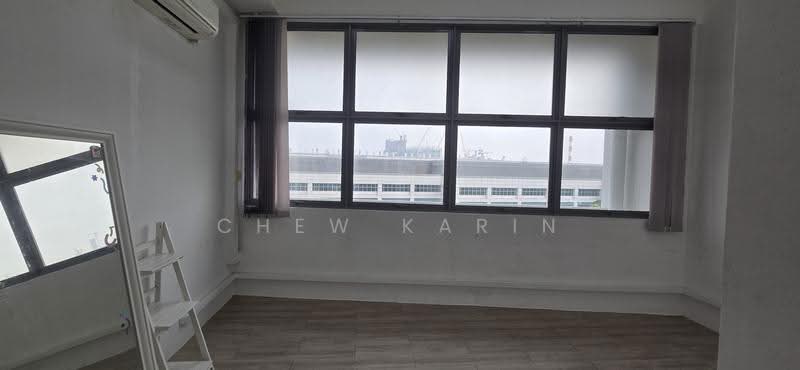 Woodlands Bizhub, 190 Woodlands Industrial Park E5, Sembawang / Yishun, 200 sqft, Factory / Workshop (B2) For Rent, by Chew Karin, 500218470 - Interior - CommercialGuru.com.sg
