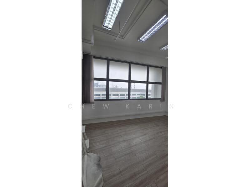 Woodlands Bizhub, 190 Woodlands Industrial Park E5, Sembawang / Yishun, 200 sqft, Factory / Workshop (B2) For Rent, by Chew Karin, 500218470 - Interior - CommercialGuru.com.sg