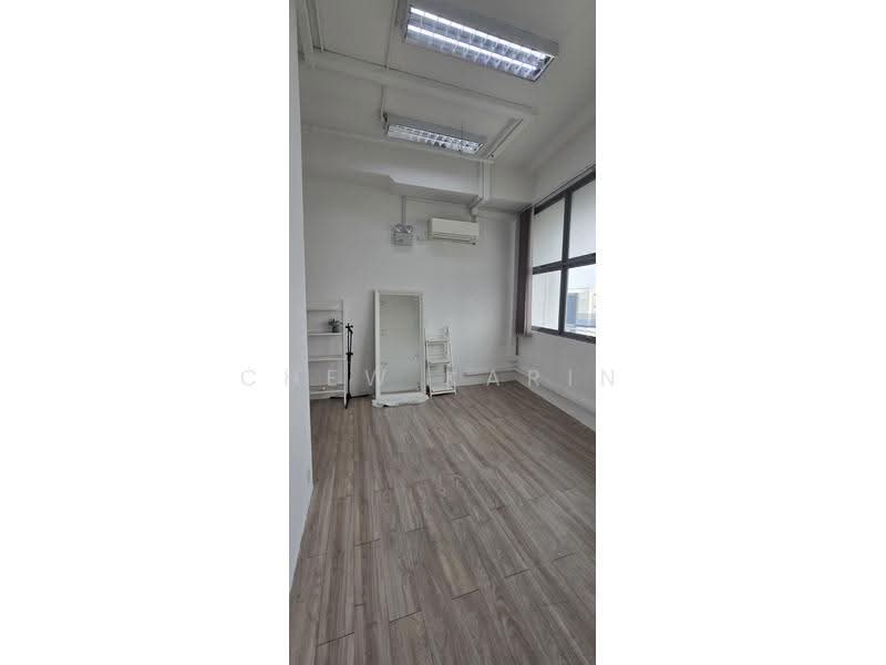 Woodlands Bizhub, 190 Woodlands Industrial Park E5, Sembawang / Yishun, 200 sqft, Factory / Workshop (B2) For Rent, by Chew Karin, 500218470 - Interior - CommercialGuru.com.sg