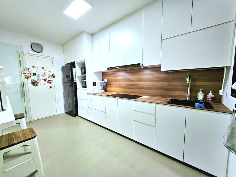 467B Bukit Batok West Avenue 9, 467B Bukit Batok West Avenue 9, 3 Bedrooms, 113 sqft, HDB Flat For Sale, by Raymond Tan, 500218472 - Kitchen - PropertyGuru.com.sg