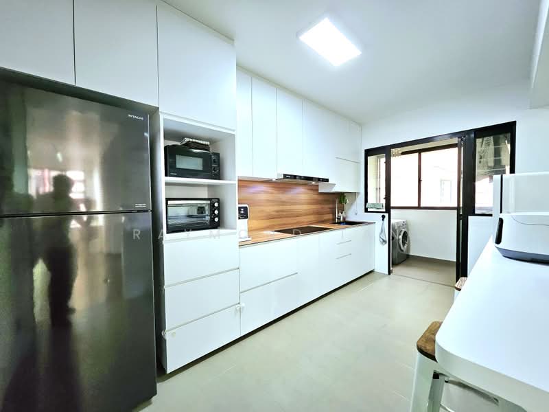 467B Bukit Batok West Avenue 9, 467B Bukit Batok West Avenue 9, 3 Bedrooms, 113 sqft, HDB Flat For Sale, by Raymond Tan, 500218472 - Kitchen - PropertyGuru.com.sg