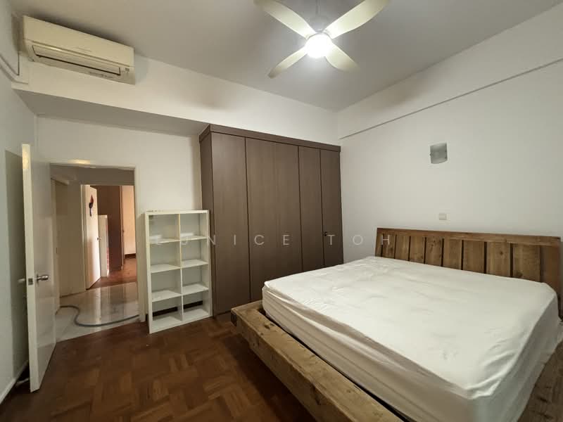 The Arcadia (Arcadia Gardens), 237 Arcadia Road, 4 Bedrooms, 3,810 sqft, Condominium For Rent, by Eunice Toh, 500218482 - Bedroom - PropertyGuru.com.sg