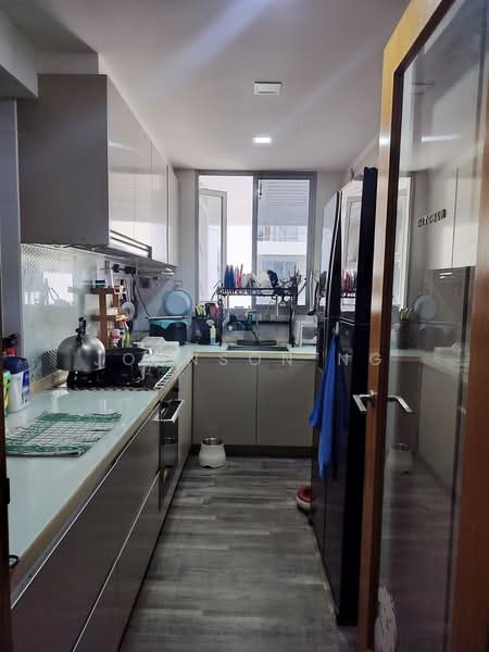 Prive, 33 Punggol Field, 3 Bedrooms, 1,098 sqft, Executive Condominium For Sale, by Johnson Ng, 500218499 - Kitchen - PropertyGuru.com.sg