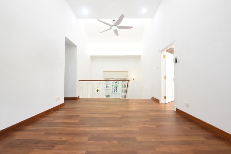 Gentle Villas, 71 Gentle Drive, 5 Bedrooms, 7,382 sqft, Detached House For Rent, by Edwin Lee, 500218502 - PropertyGuru.com.sg