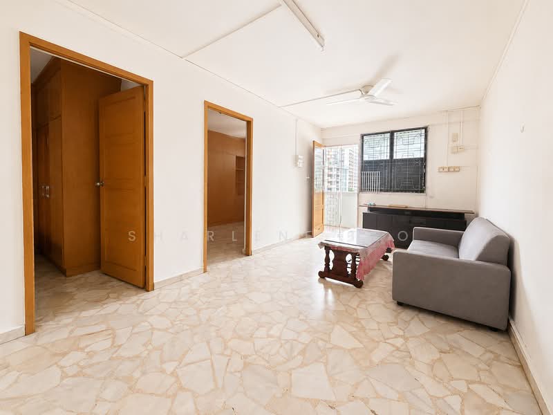 9 Lorong 7 Toa Payoh, 9 Lorong 7 Toa Payoh, 2 Bedrooms, 710 sqft, HDB Flat For Sale, by Sharlene Teo, 500218508 - Living Room - PropertyGuru.com.sg