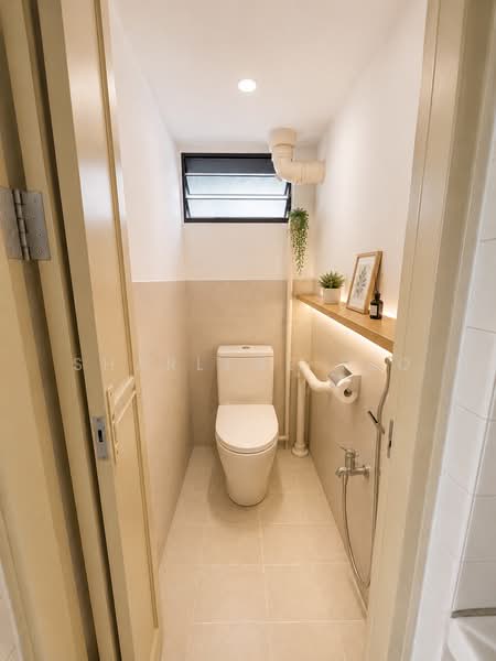 9 Lorong 7 Toa Payoh, 9 Lorong 7 Toa Payoh, 2 Bedrooms, 710 sqft, HDB Flat For Sale, by Sharlene Teo, 500218508 - Bathroom - PropertyGuru.com.sg