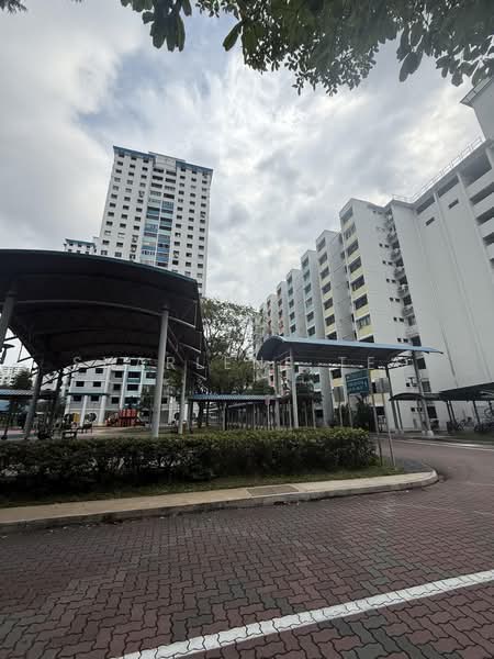 9 Lorong 7 Toa Payoh, 9 Lorong 7 Toa Payoh, 2 Bedrooms, 710 sqft, HDB Flat For Sale, by Sharlene Teo, 500218508 - Exterior - PropertyGuru.com.sg
