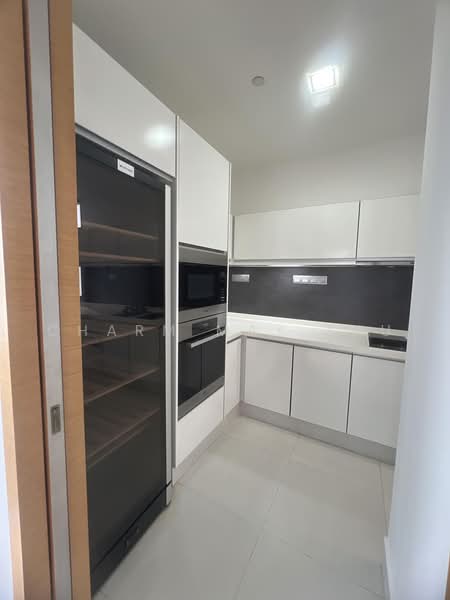 The Oceanfront @ Sentosa Cove, 283 Ocean Drive, 4 Bedrooms, 6,050 sqft, Condominium For Rent, by Charm May Thu, 500218510 - Kitchen - PropertyGuru.com.sg