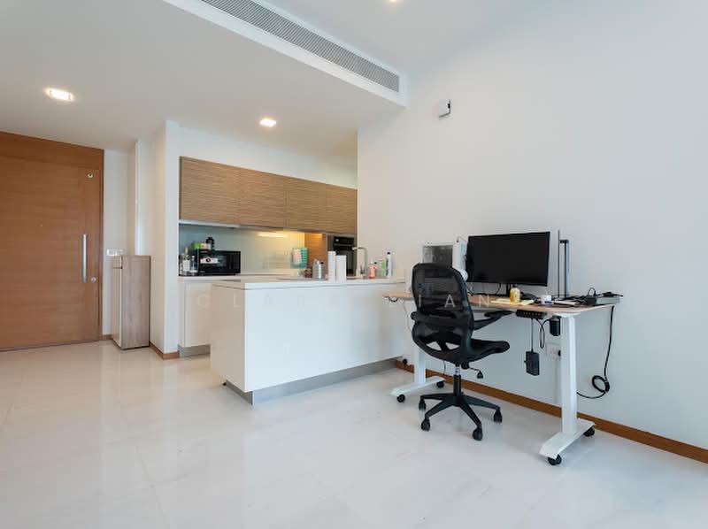 Concourse Skyline, 300 Beach Road, 1 Bedroom, 840 sqft, Condominium For Sale, by Clara Lian, 500218515 - Kitchen - PropertyGuru.com.sg
