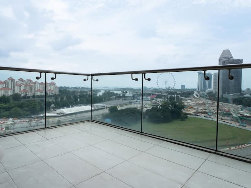 Concourse Skyline, 300 Beach Road, 1 Bedroom, 840 sqft, Condominium For Sale, by Clara Lian, 500218515 - Balcony - PropertyGuru.com.sg
