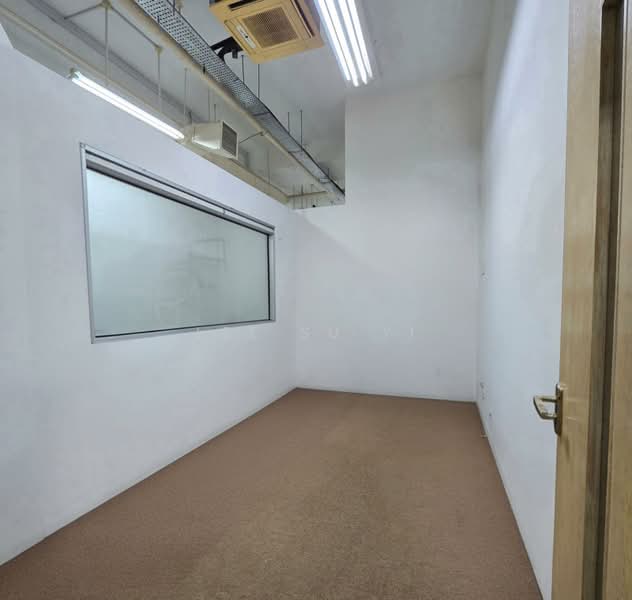 Ubi Techpark, 10 Ubi Crescent, 1,496 sqft, Light Industrial (B1) For Sale, by Lee Su Yi, 500218524 - Interior - CommercialGuru.com.sg