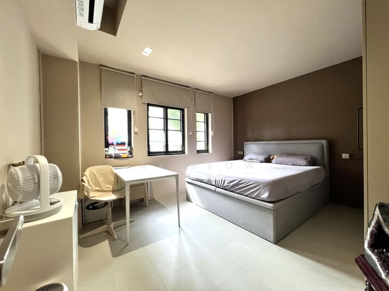 71 Seng Poh Road, 71 Seng Poh Road, 3 Bedrooms, 764 sqft, Walk-up Apartment For Sale, by Sky Seow, 500218529 - Bedroom - PropertyGuru.com.sg
