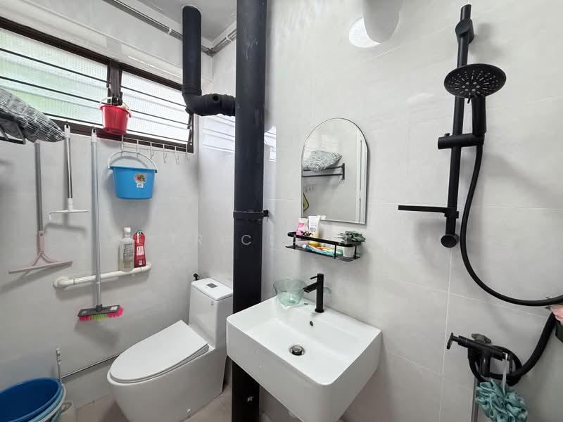 243 Bukit Panjang Ring Road, 243 Bukit Panjang Ring Road, 3 Bedrooms, 1,163 sqft, HDB Flat For Rent, by Tricia Ng, 500218542 - Bathroom - PropertyGuru.com.sg