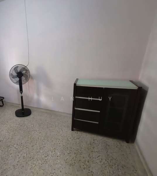 348 Ang Mo Kio Avenue 3, 348 Ang Mo Kio Avenue 3, Room Rental, 200 sqft, HDB Flat For Rent, by Alan Huy, 500218544 - Interior - PropertyGuru.com.sg