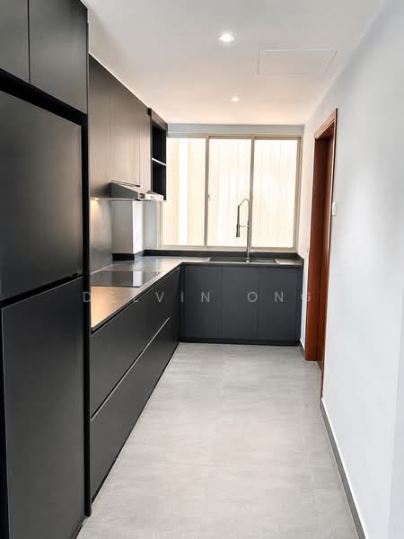 Parc Vista, 452 Corporation Road, 2 Bedrooms, 1,259 sqft, Condominium For Sale, by Delvin Ong, 500218545 - Kitchen - PropertyGuru.com.sg