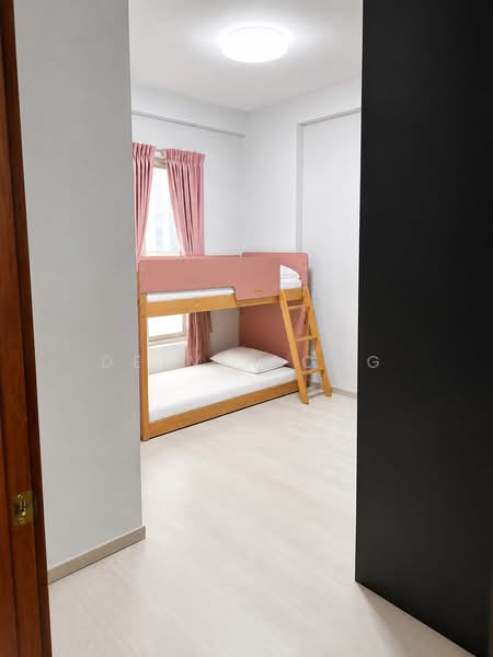 Parc Vista, 452 Corporation Road, 2 Bedrooms, 1,259 sqft, Condominium For Sale, by Delvin Ong, 500218545 - Bedroom - PropertyGuru.com.sg