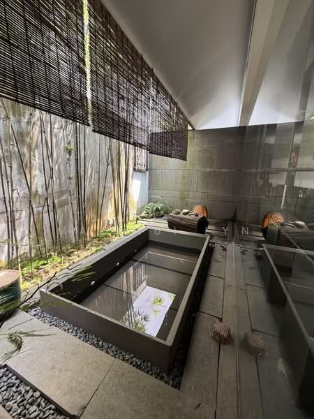 Cul-de-Sac Resort-Style 2.5-Storey Semi-Detached with Private Swimming Pool & Lush Greenery, Watten Estate, 4 Bedrooms, 5,000 sqft, Semi-Detached House For Sale, by Mak Hui Lyn, 500218548 - Garden - PropertyGuru.com.sg
