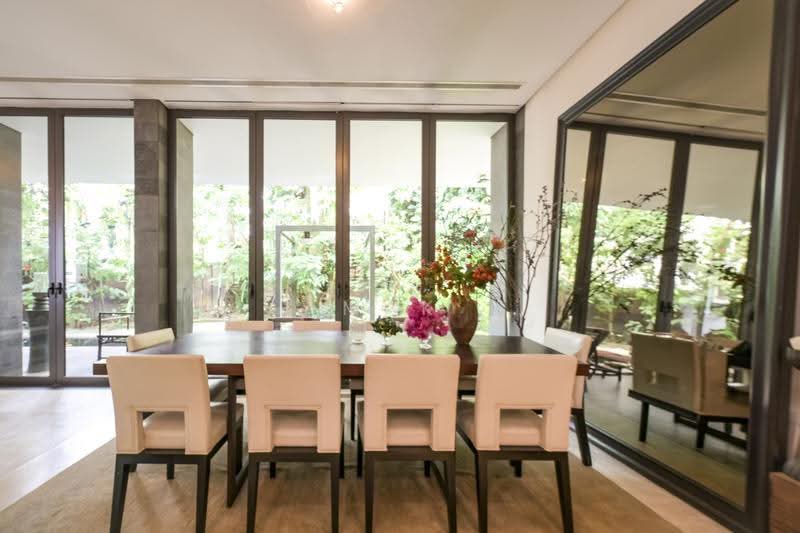 Cul-de-Sac Resort-Style 2.5-Storey Semi-Detached with Private Swimming Pool & Lush Greenery, Watten Estate, Newton / Novena, 4 Bedrooms, 5,000 sqft, Semi-Detached House For Sale, by Mak Hui Lyn, 500218548 - PropertyGuru.com.sg