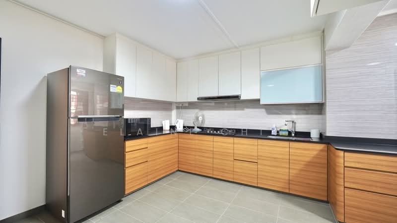 217 Bishan Street 23, 217 Bishan Street 23, 3 Bedrooms, 1,152 sqft, HDB Flat For Sale, by Elaine Chia, 500218562 - Kitchen - PropertyGuru.com.sg